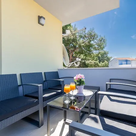 Penthouse Nensi