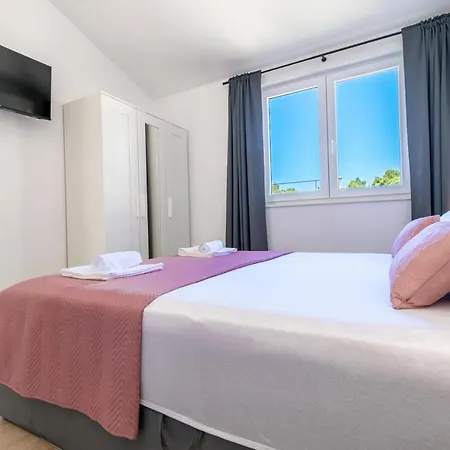 Penthouse Nensi Apartment Baska Voda