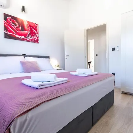 Apartment Penthouse Nensi *