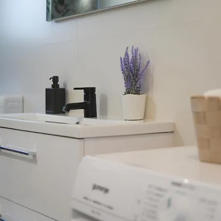 Penthouse Nensi * Baška Voda