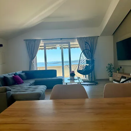 Penthouse Nensi Baska Voda